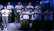 《永不放弃，向生命致意》赈灾晚会：谭维维等《爱在玉树》